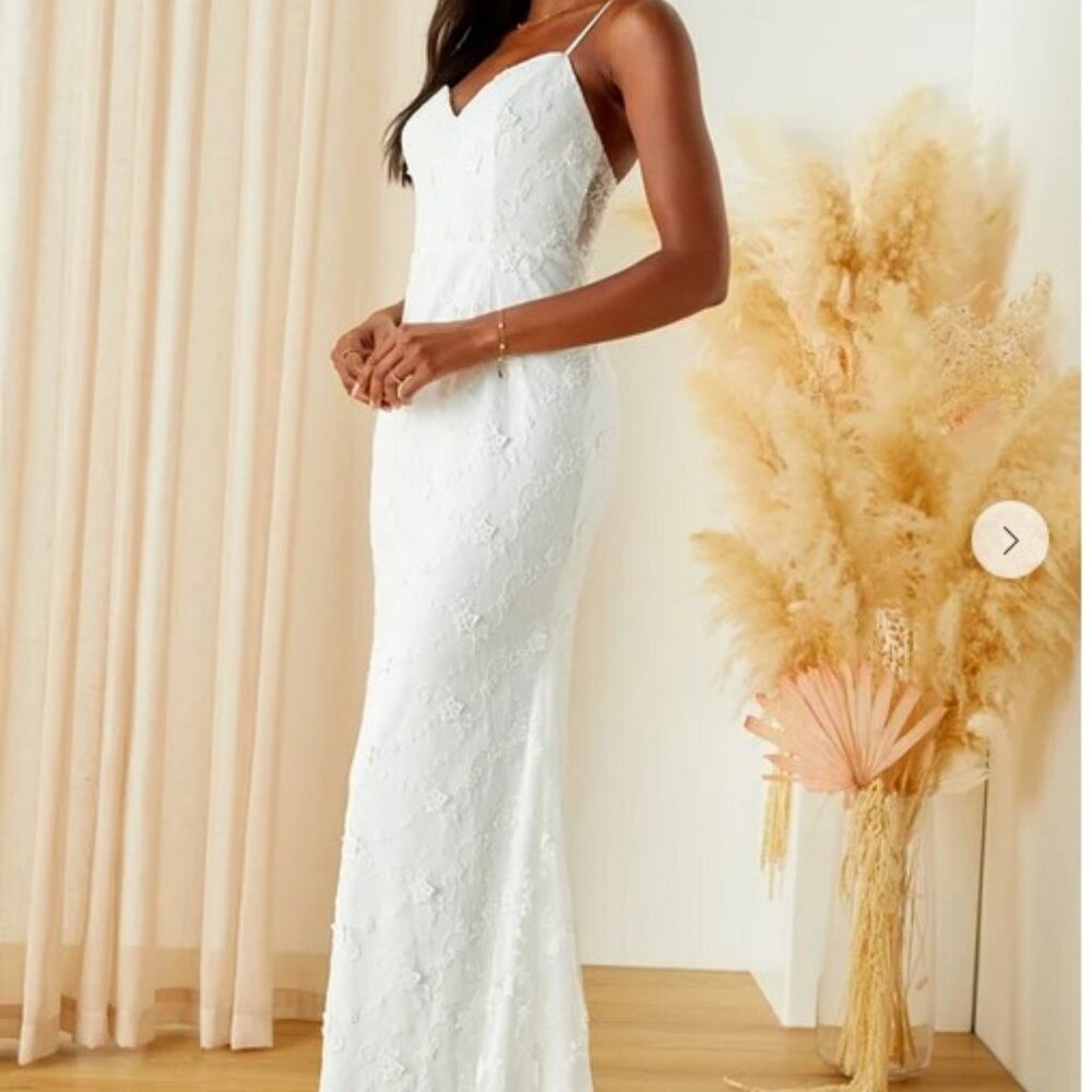 Lulu's Devoted Emotion wedding dress, NWT, Small